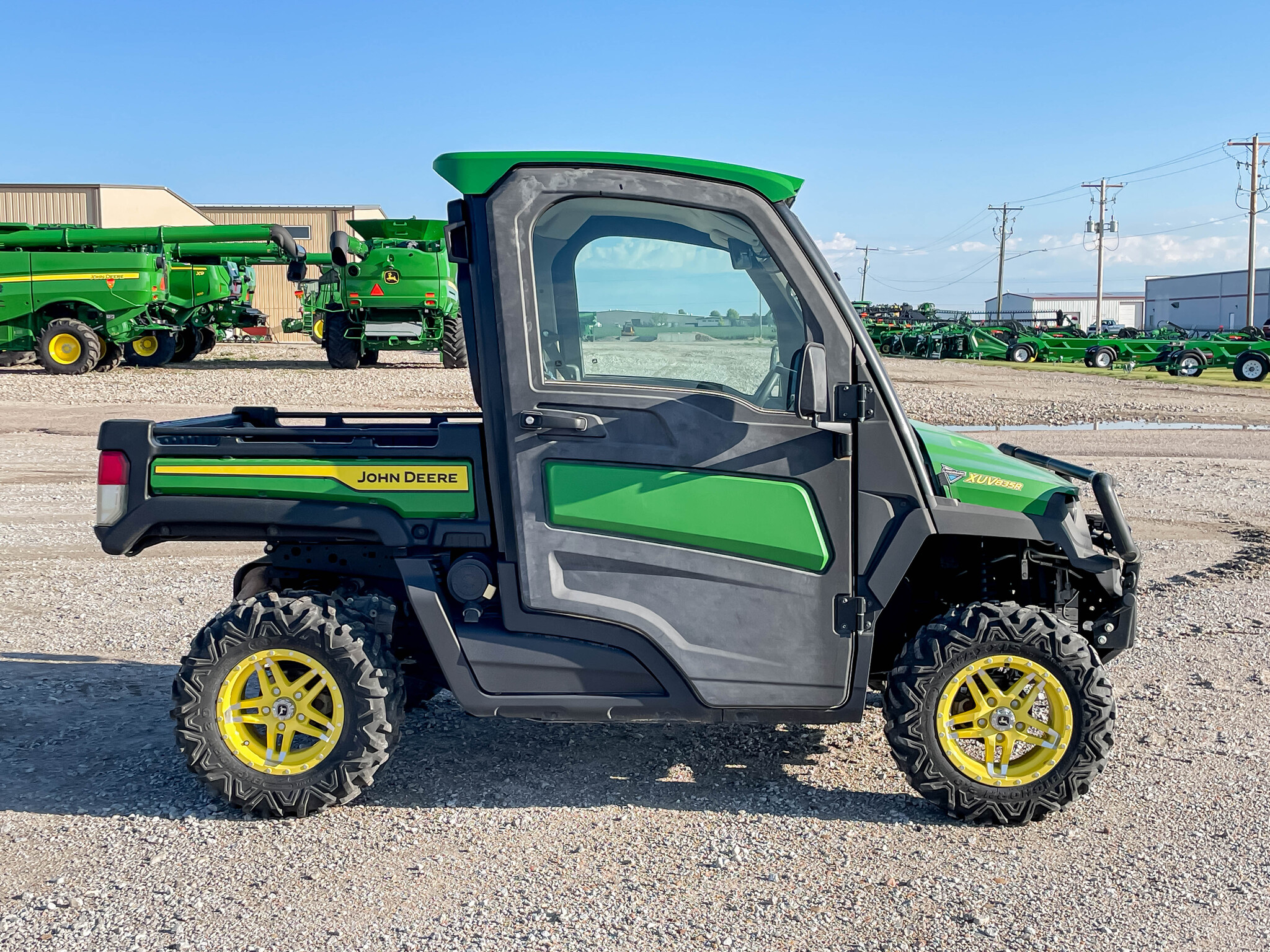 2021 John Deere XUV 835R Image 4