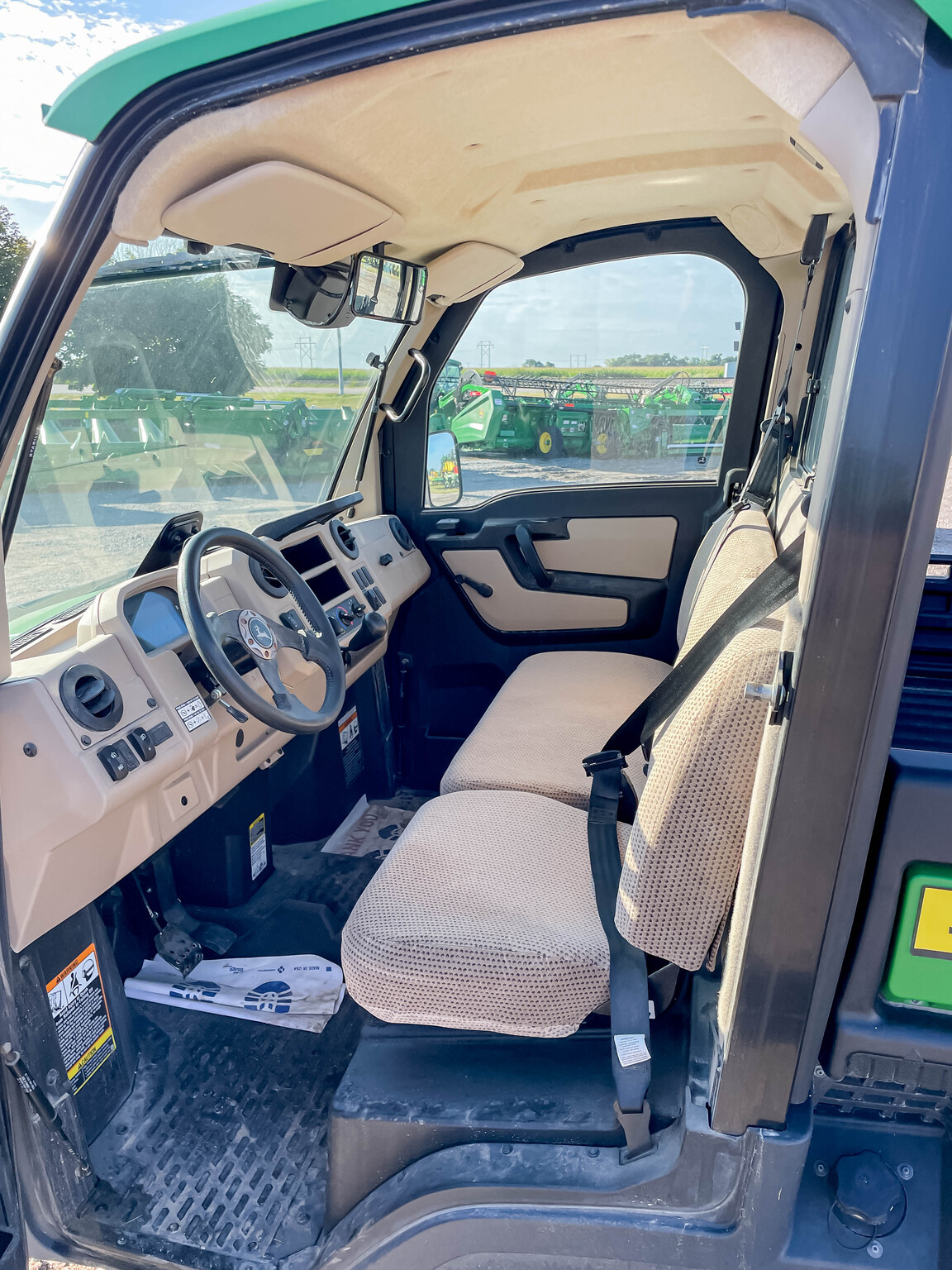 2021 John Deere XUV 835R Image 9