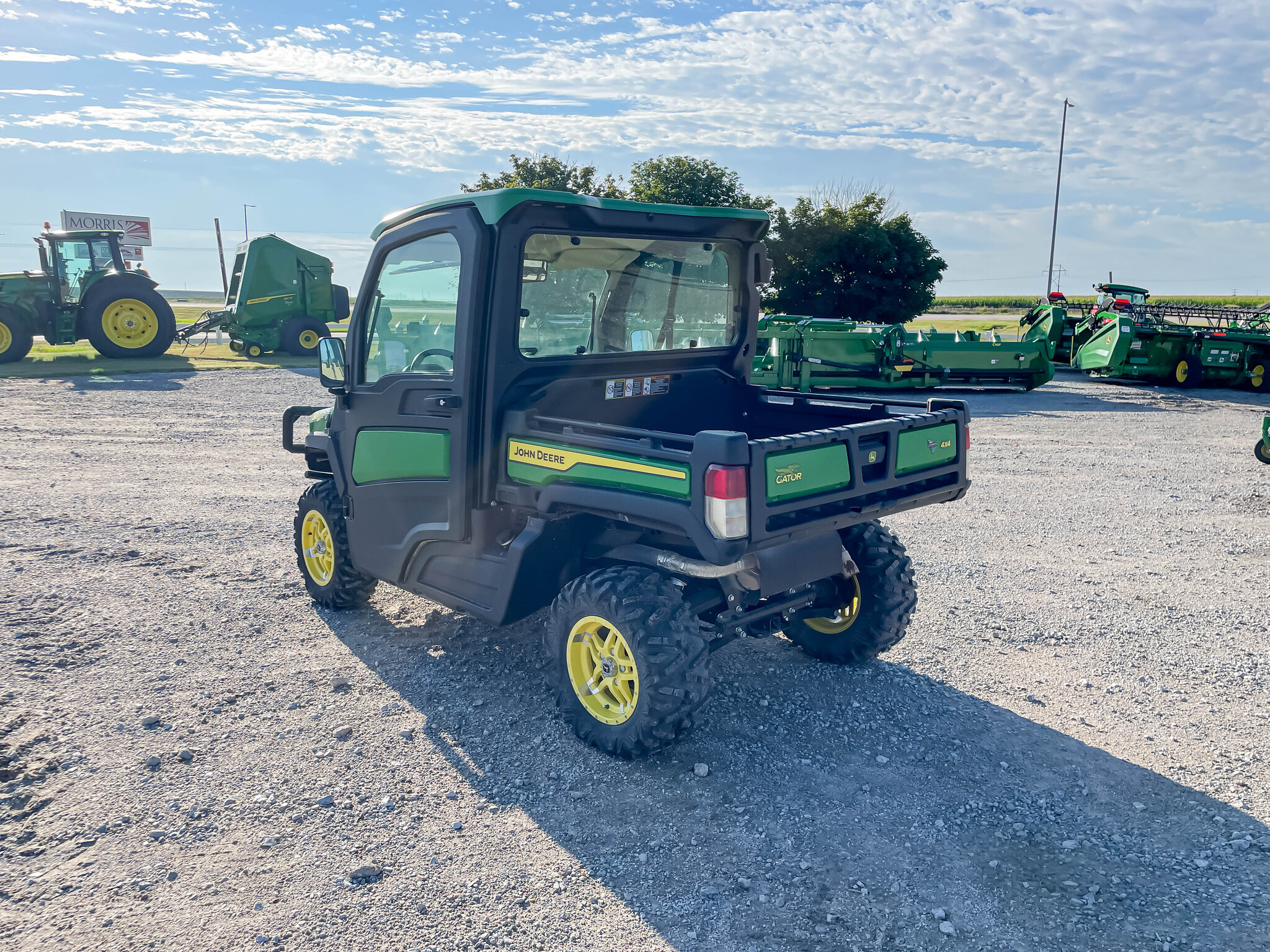 2021 John Deere XUV 835R Image 7