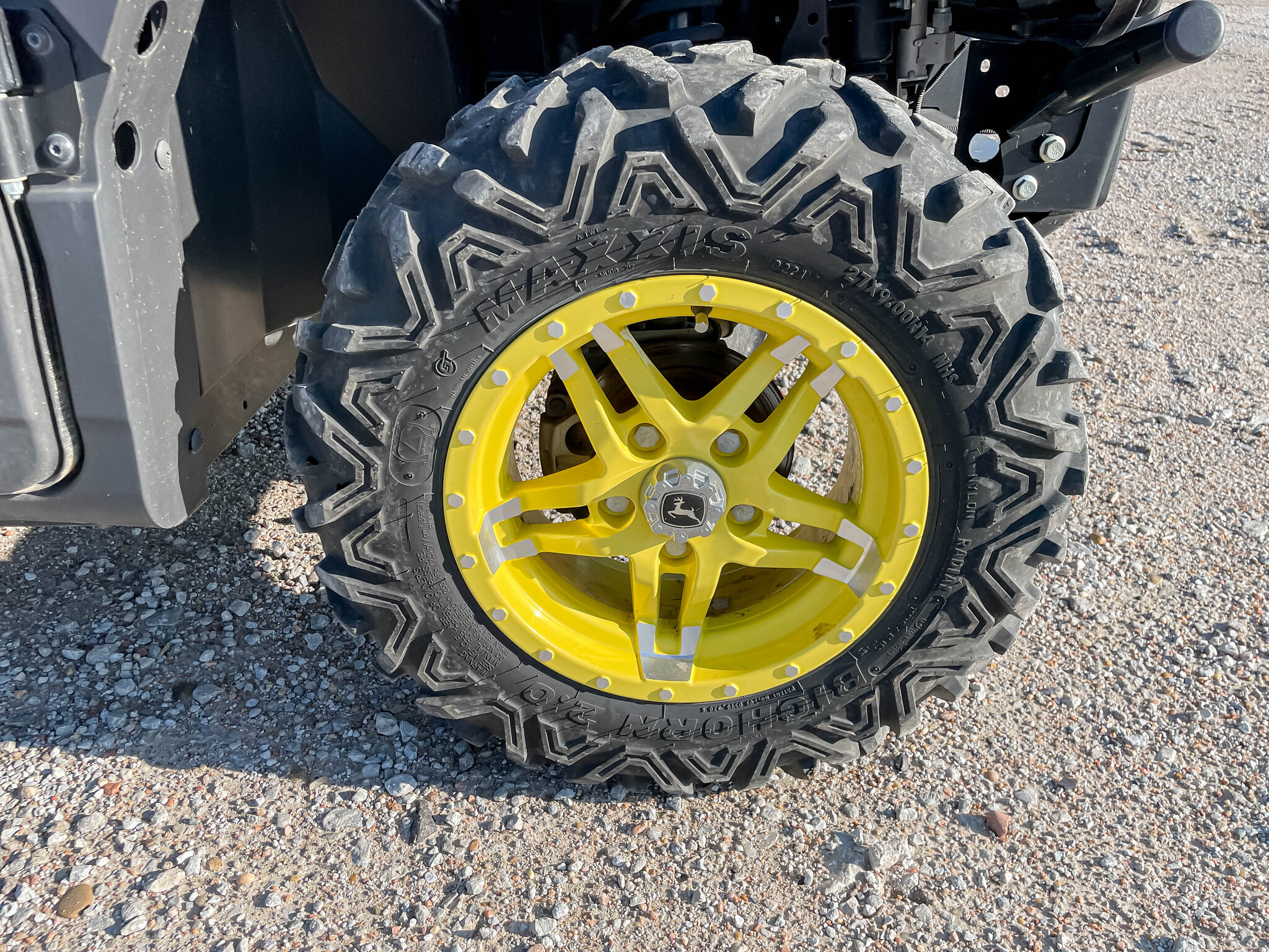 2021 John Deere XUV 835R Image 24