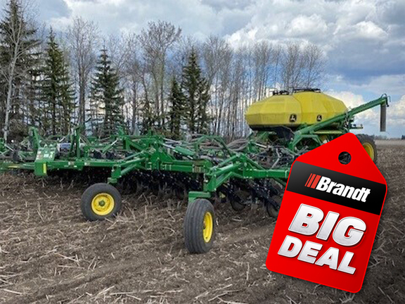 Photo of a 2017 John Deere 1870