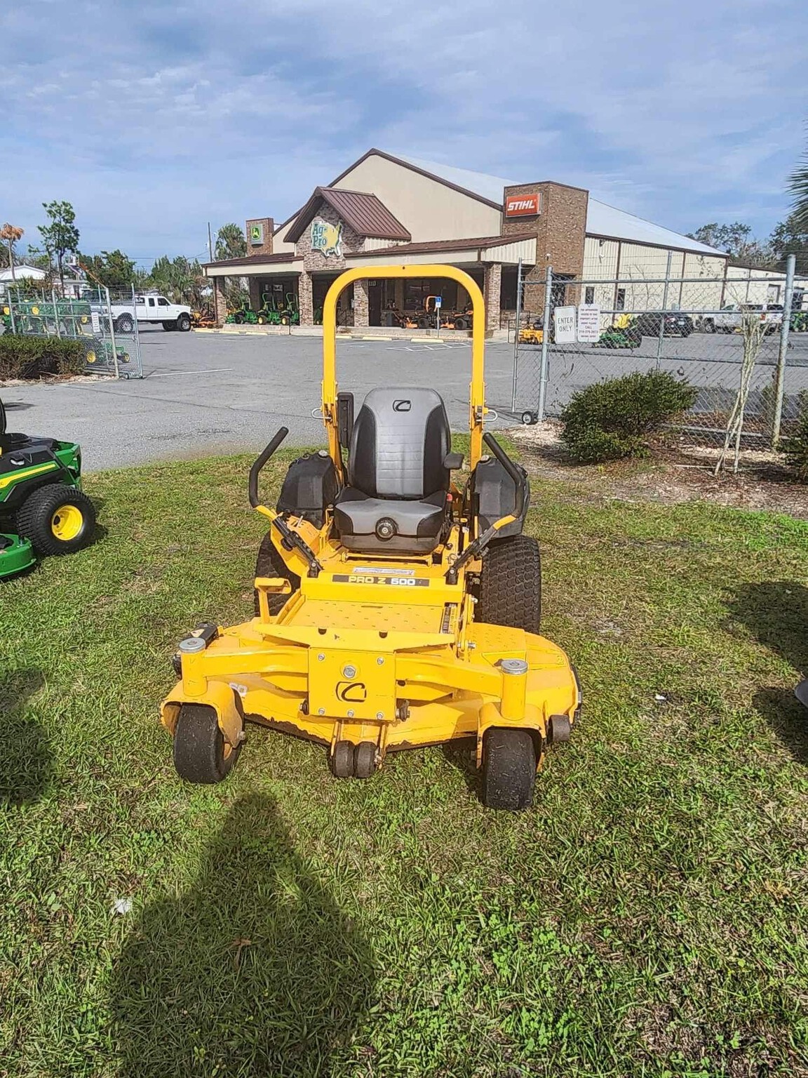 2019 Cub Cadet PRO Z 500 Image 1