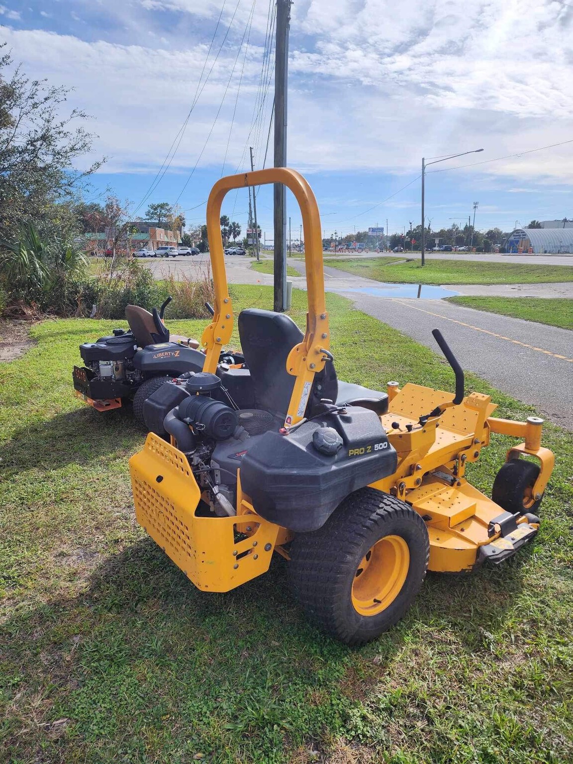 2019 Cub Cadet PRO Z 500 Image 4