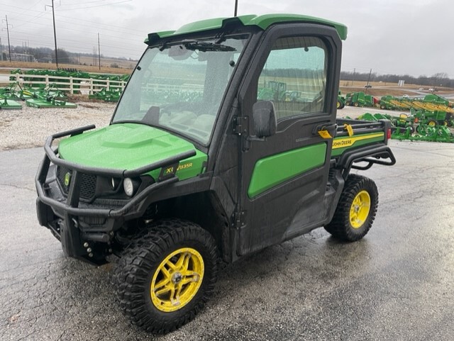  2023 John Deere XUV 835R at Heritage Tractor in West Plains, MO