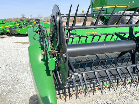 2019 John-Deere 745FD