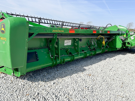 2019 John-Deere 745FD