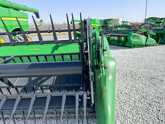 2019 John-Deere 745FD