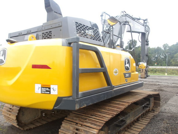 2024 John Deere 210 P