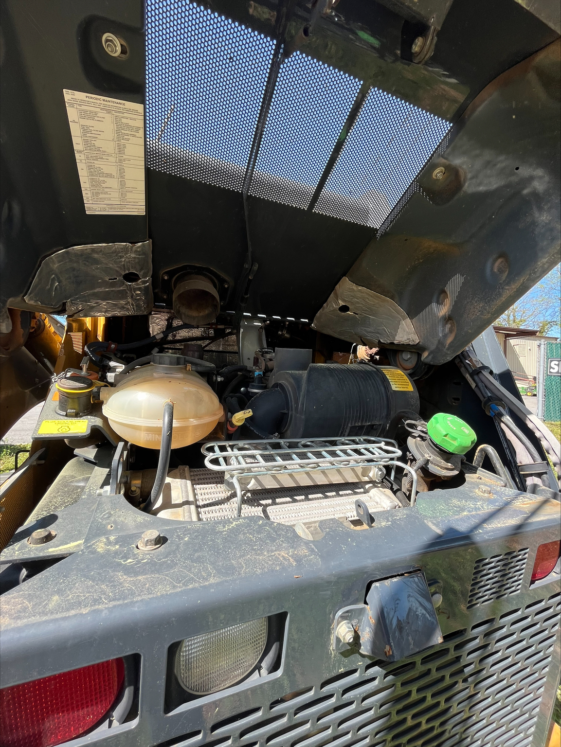 2021 John Deere 333G Image 11