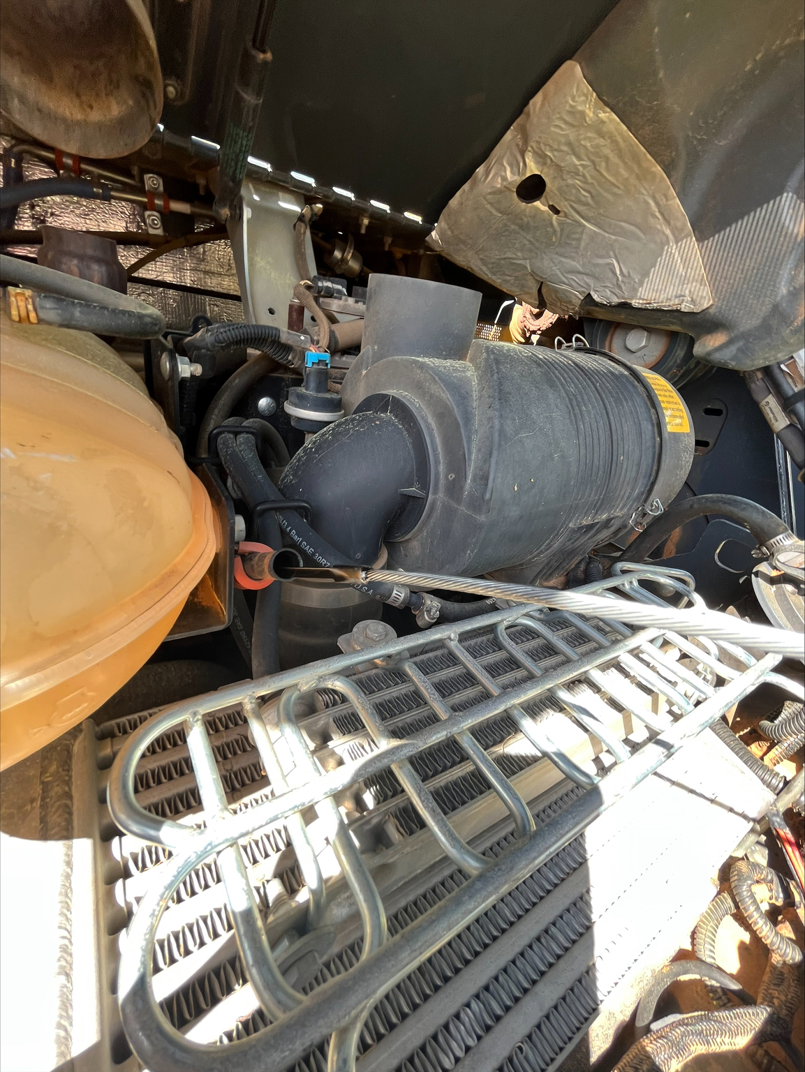 2021 John Deere 333G Image 10