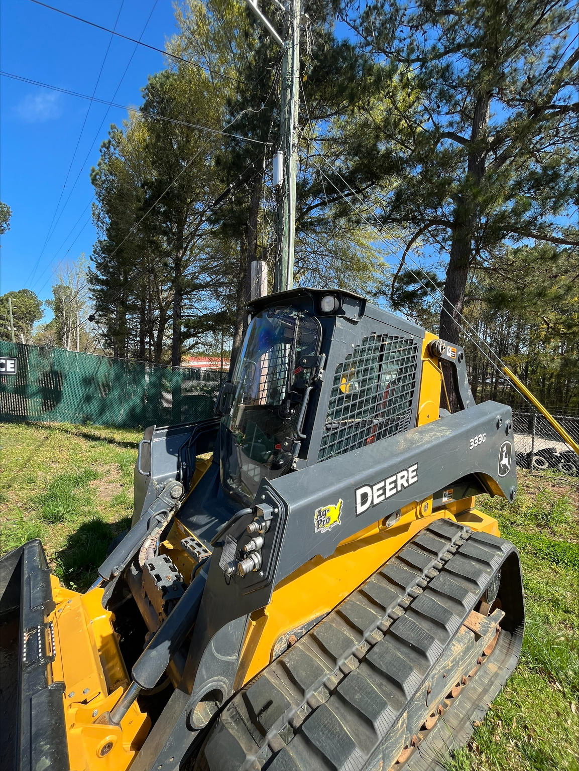 2021 John Deere 333G Image 1