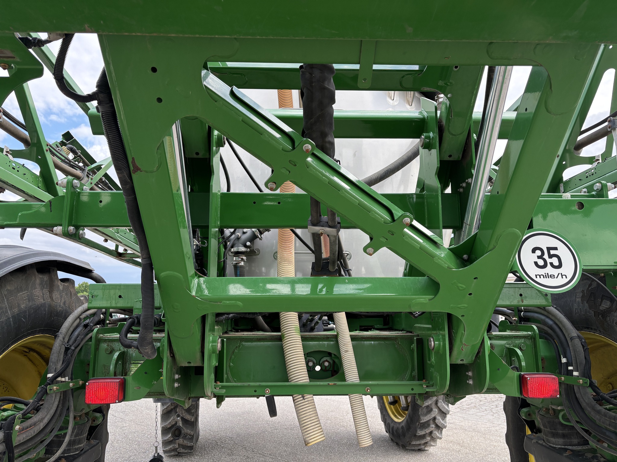 2015 John Deere R4045 Image 13