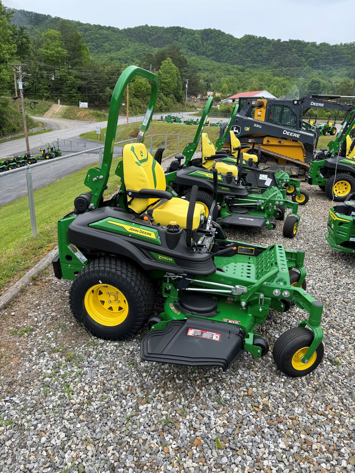 2023 John Deere Z930M Image 3