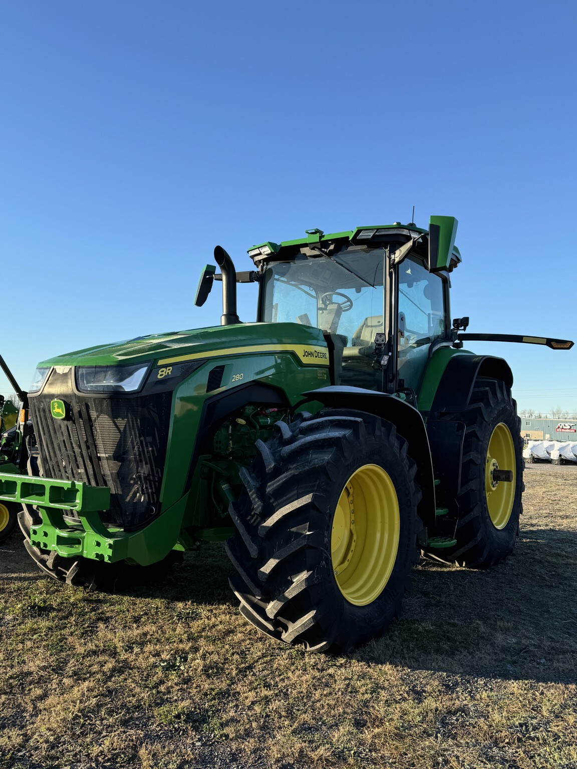 2023 John Deere 8R 280 Image 3