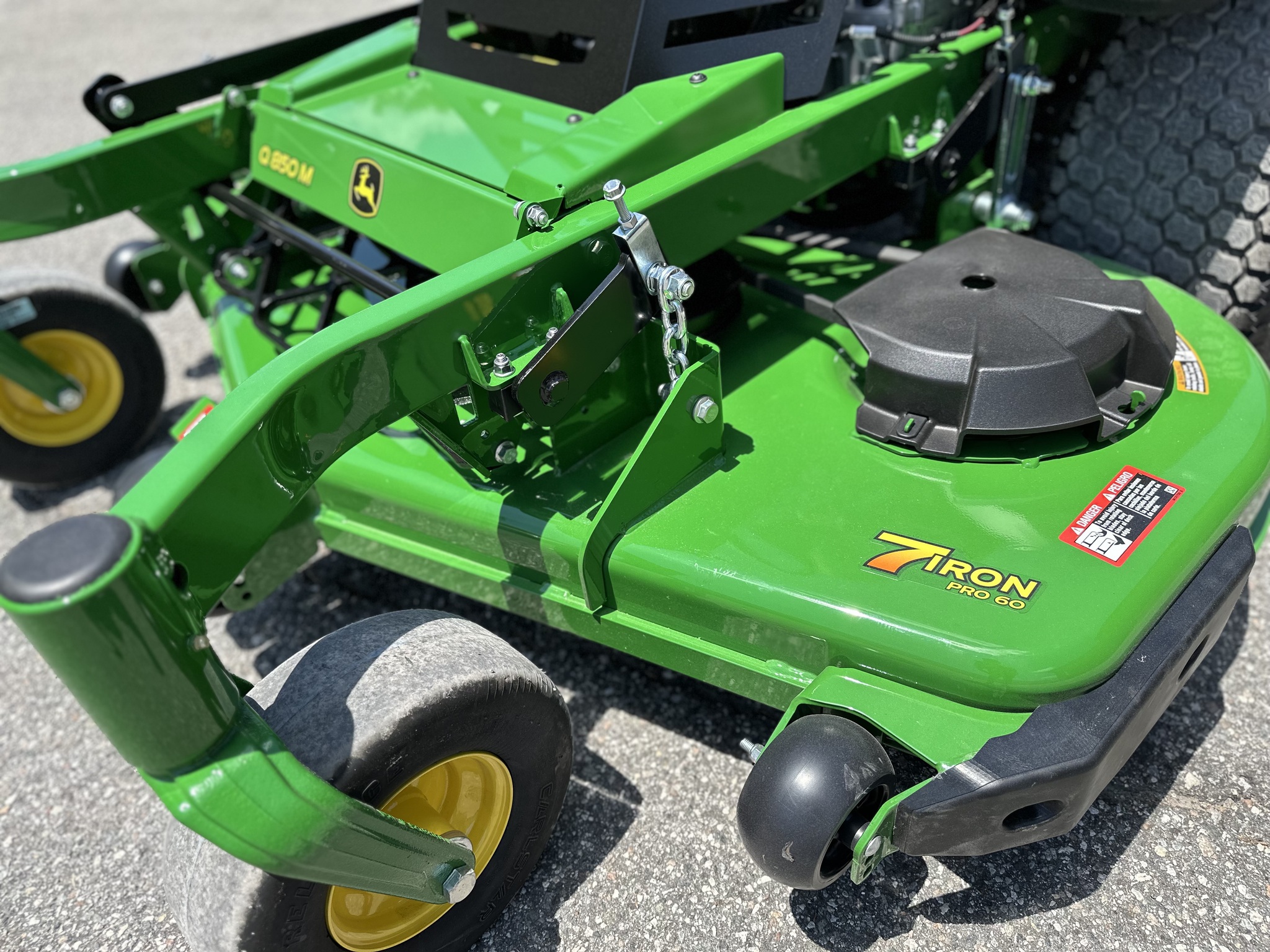 2025 John Deere Q850M Image 11
