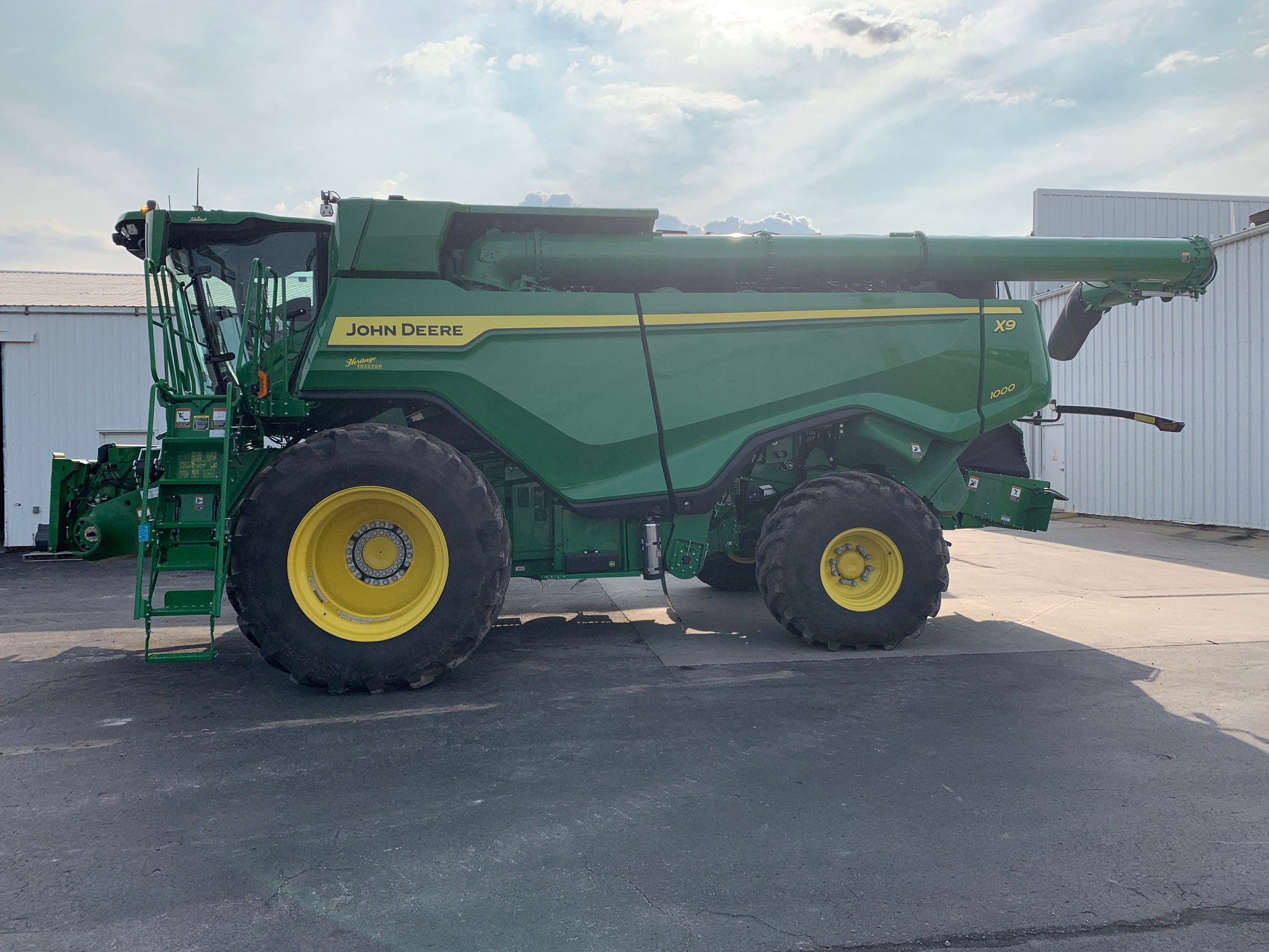  2023 John Deere X9 1000 at Heritage Tractor in Lamar, MO