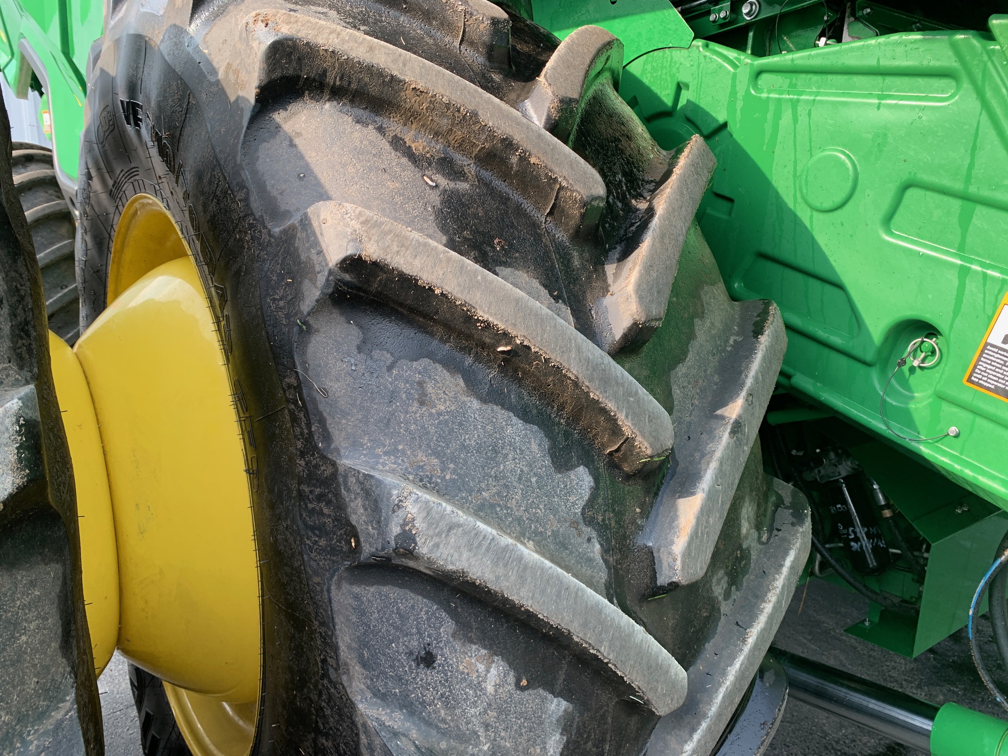  2023 John Deere X9 1000 at Heritage Tractor in Lamar, MO