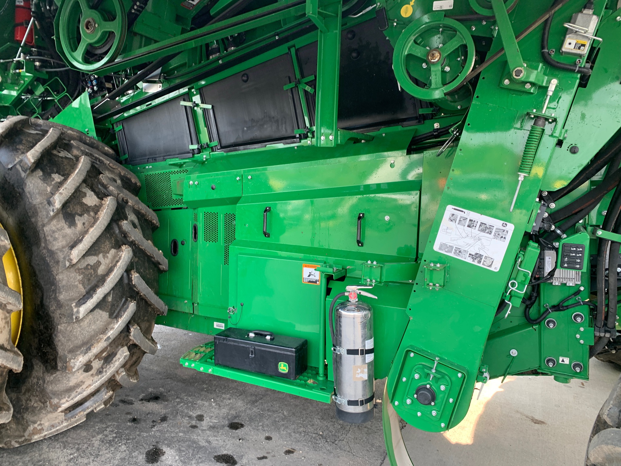  2023 John Deere X9 1000 at Heritage Tractor in Lamar, MO