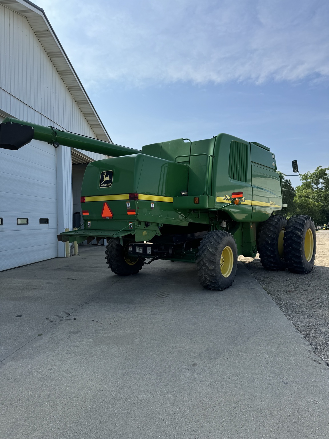 2000 John Deere 9650W Image 8