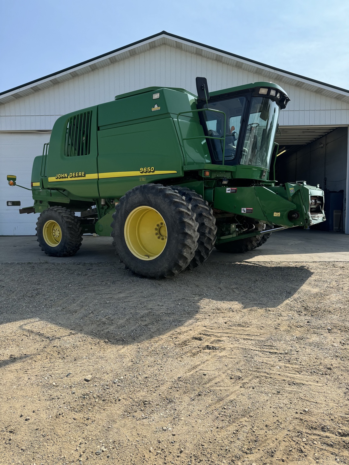 2000 John Deere 9650W Image 1