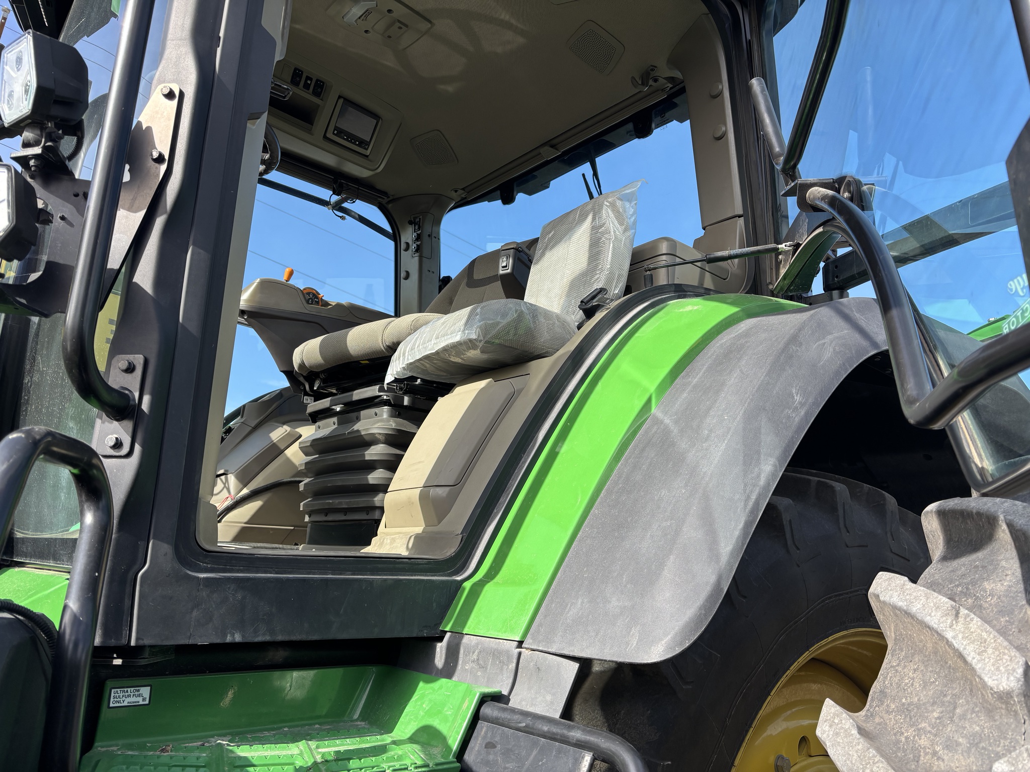 2024 John Deere 8R 310 at Heritage Tractor in Brimfield, IL