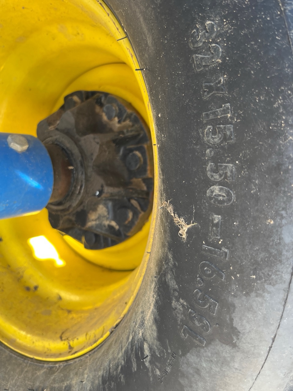 Used 2010 Landoll 7431-33 Vertical Tillage at Koenig Equipment in Greenville, OH - PhotoXL17