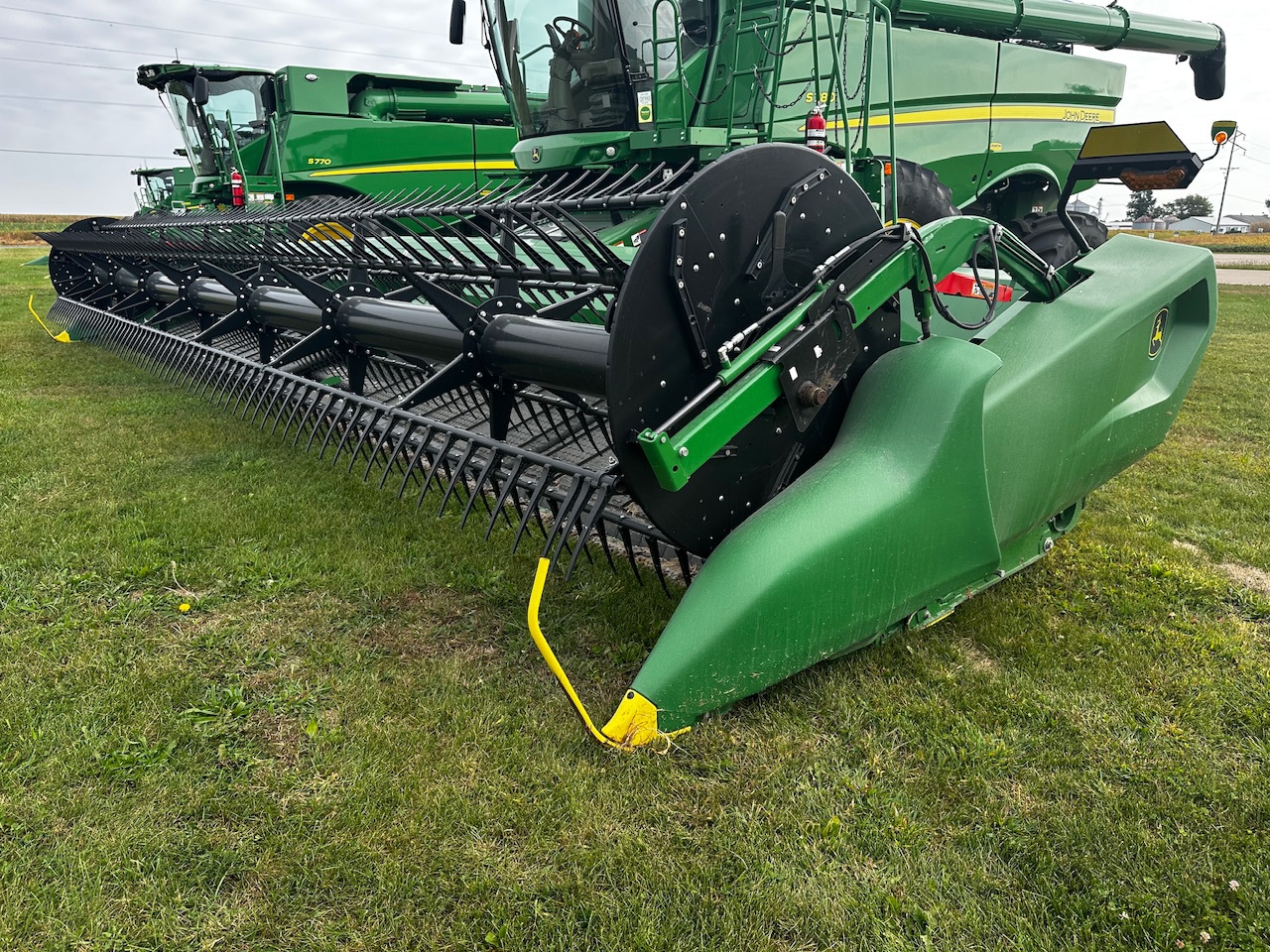  2023 John Deere RD35F at Heritage Tractor in Roanoke, IL