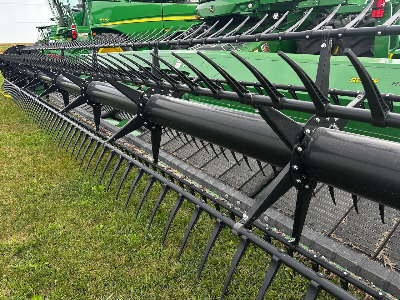  2023 John Deere RD35F at Heritage Tractor in Roanoke, IL