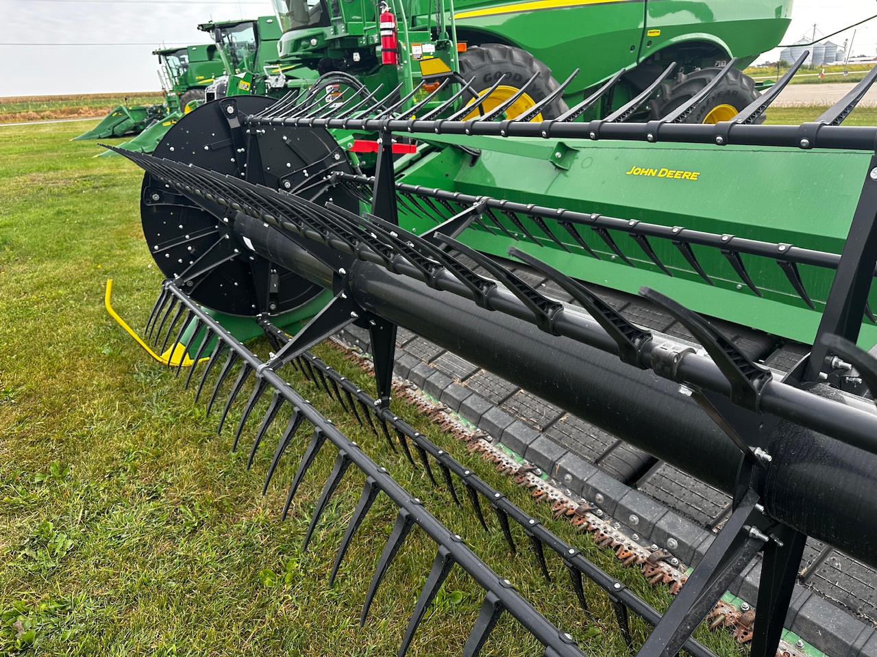  2023 John Deere RD35F at Heritage Tractor in Roanoke, IL