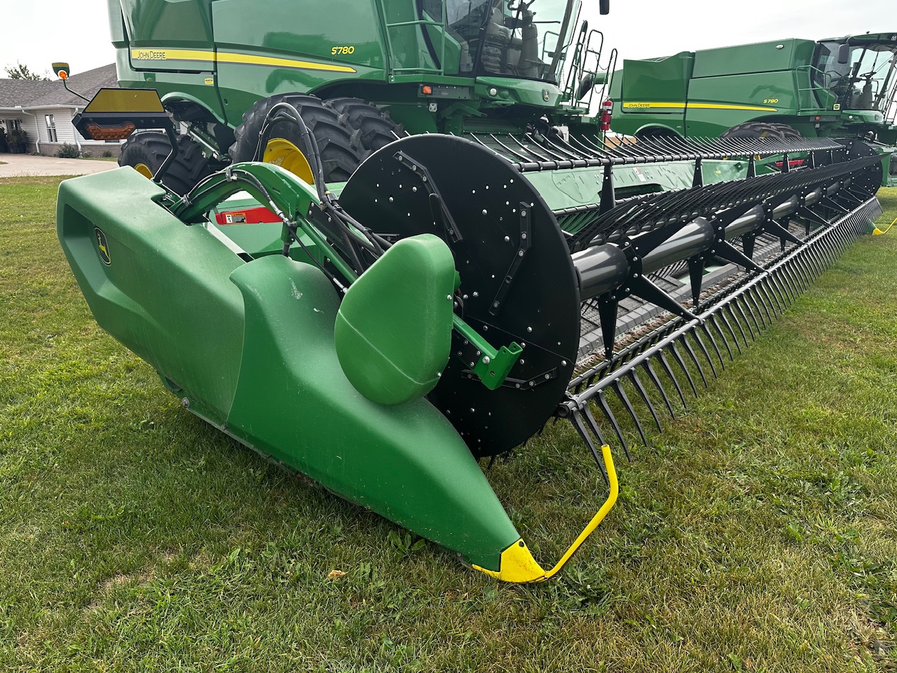  2023 John Deere RD35F at Heritage Tractor in Roanoke, IL