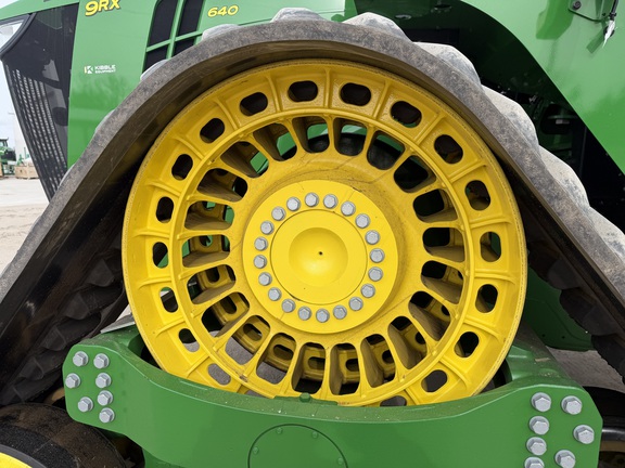 2024 John Deere 9RX 640 - Photo11