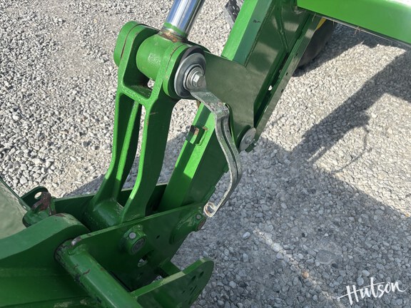 Photo of 2023 John Deere 6R 110