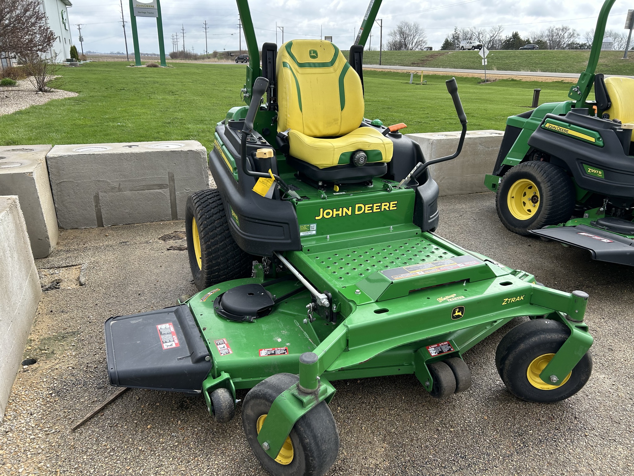  2024 John Deere Z997R at Heritage Tractor in Dixon, IL