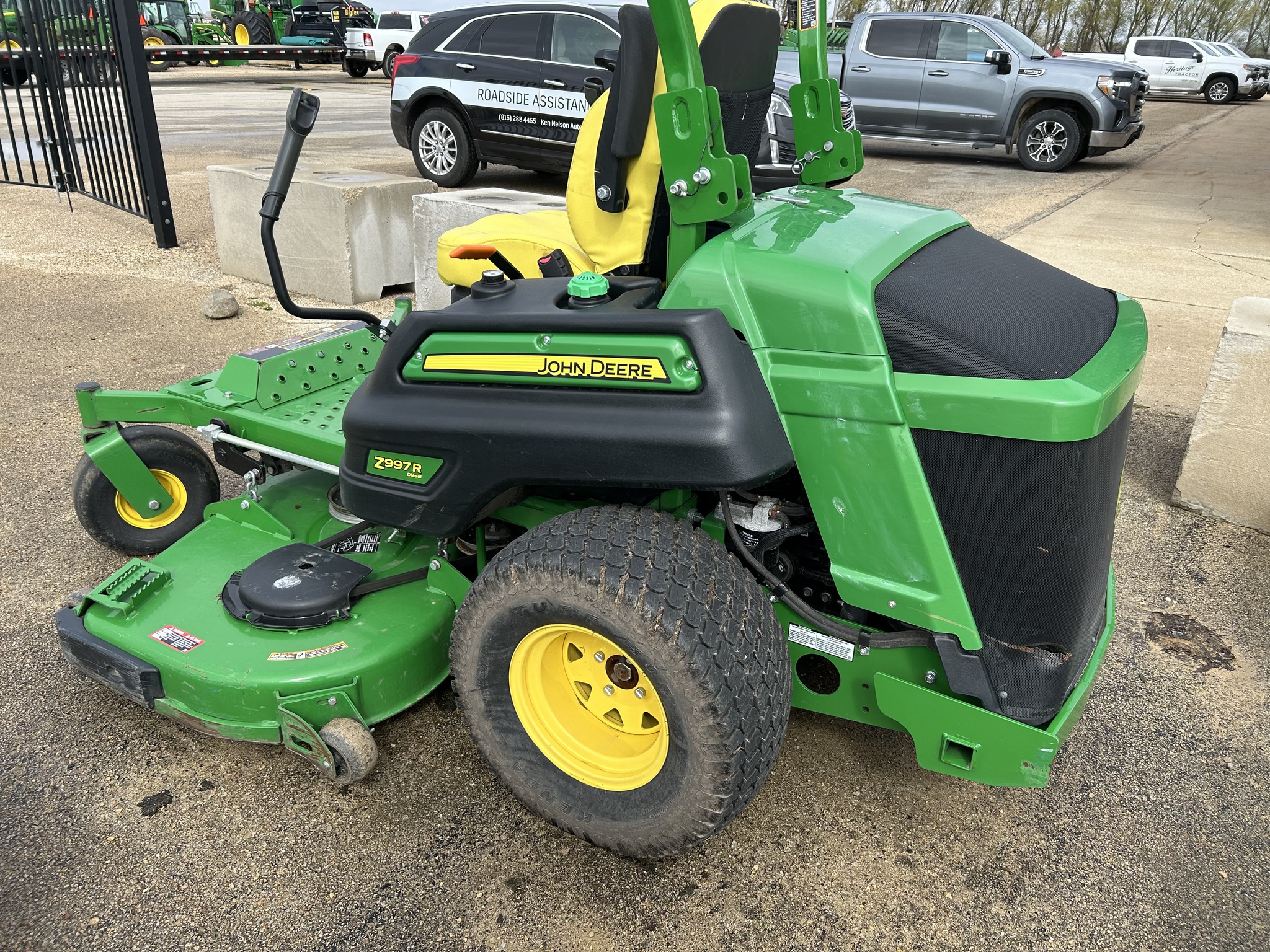  2024 John Deere Z997R at Heritage Tractor in Dixon, IL