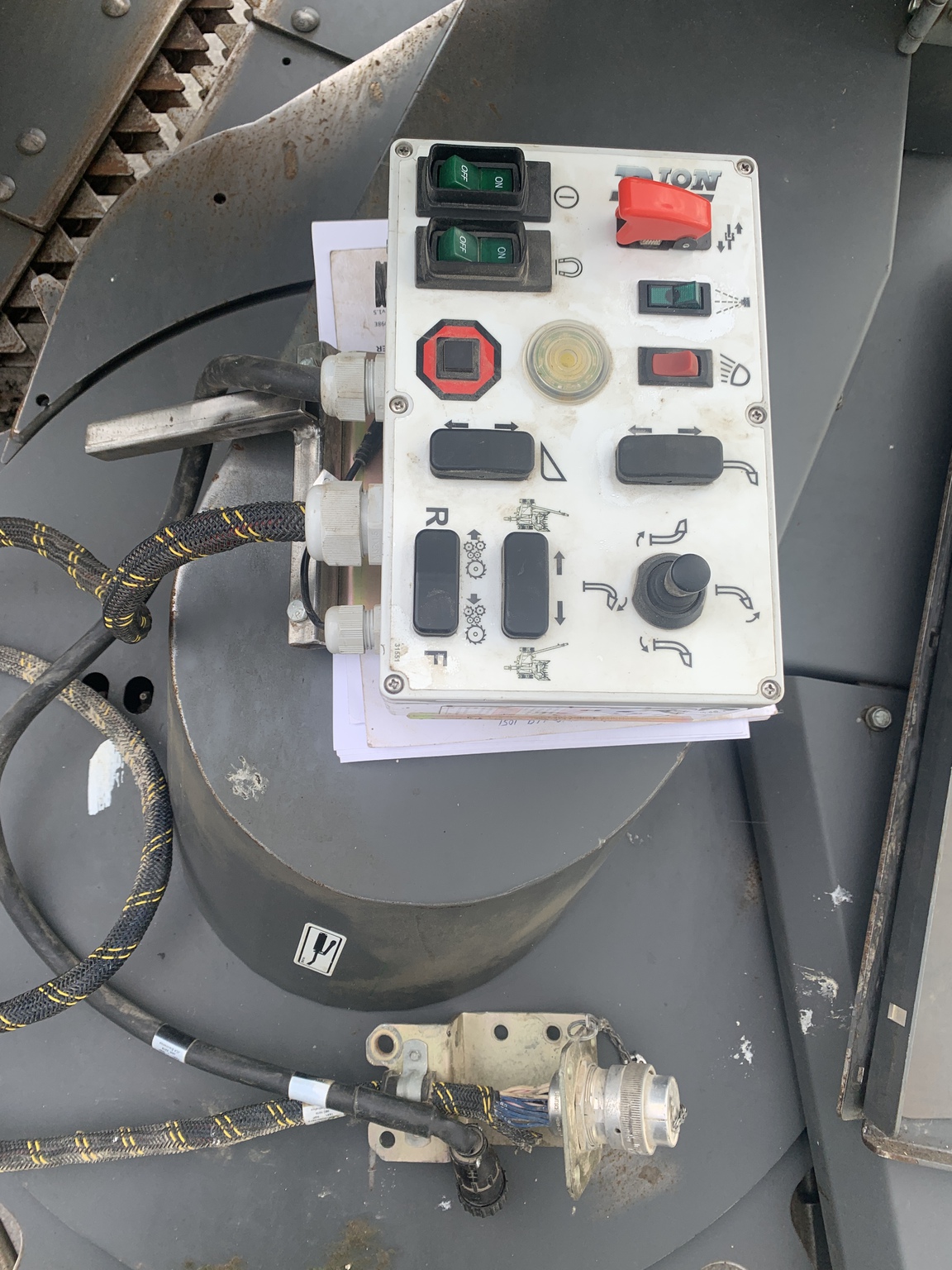 2020 Dion 2430 W/HEADS Image 5