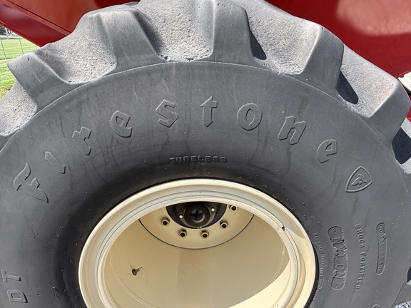 Used 2018 J&M 812 Grain Carts at Koenig Equipment in Greenville, OH - Photo17