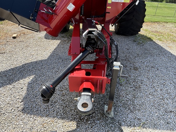 Used 2018 J&M 812 Grain Carts at Koenig Equipment in Greenville, OH - Photo11
