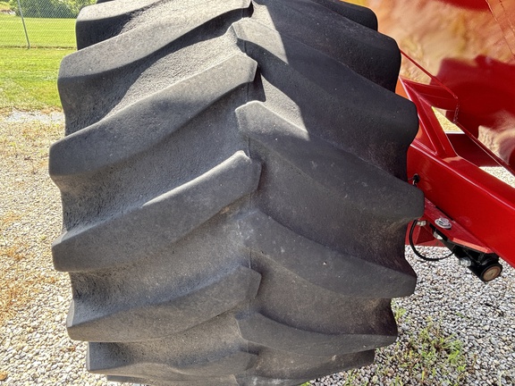 Used 2018 J&M 812 Grain Carts at Koenig Equipment in Greenville, OH - Photo20