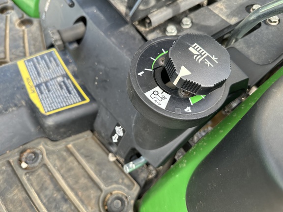 2020 John Deere 1025R