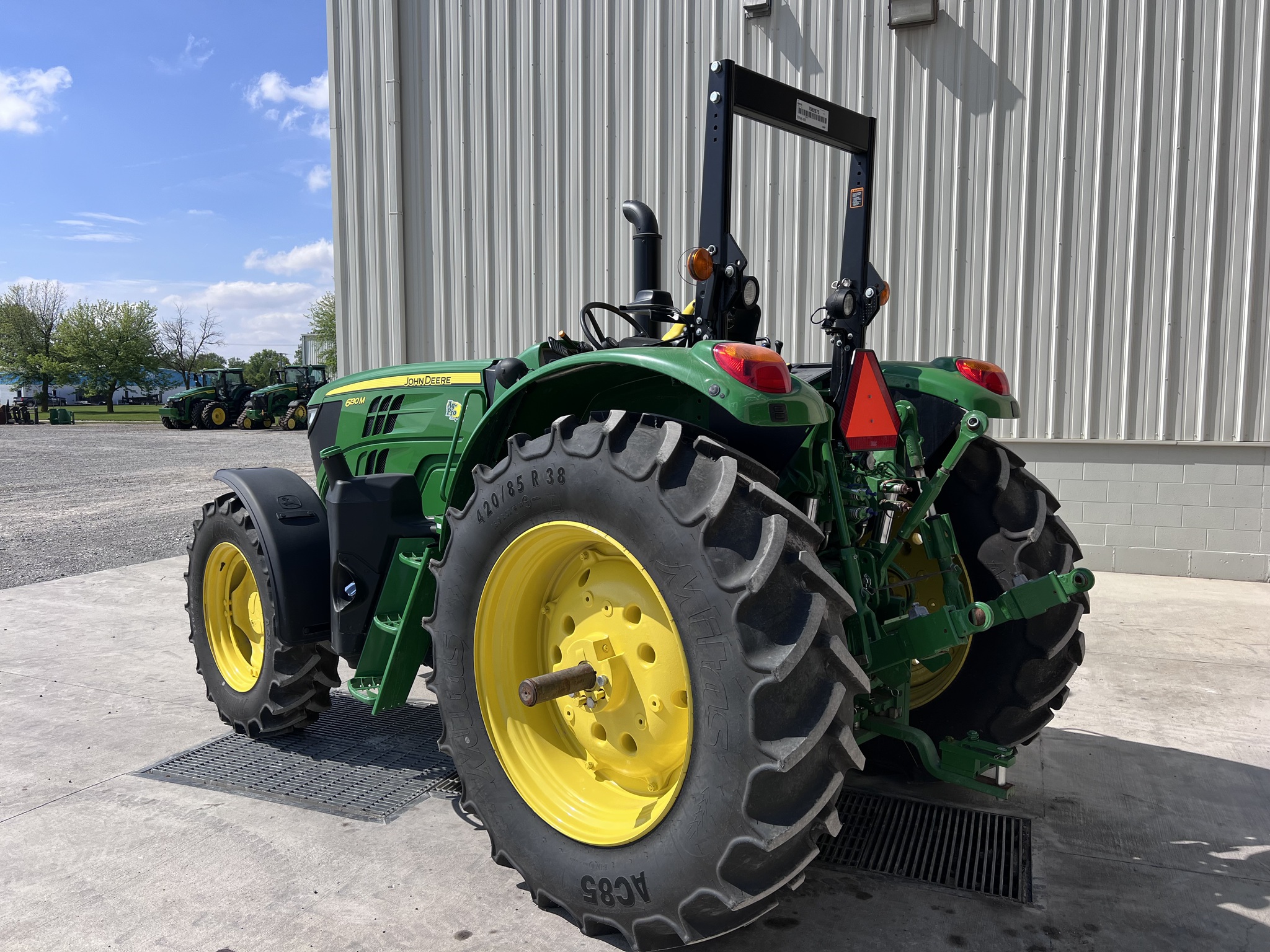 2023 John Deere 6130M Image 7