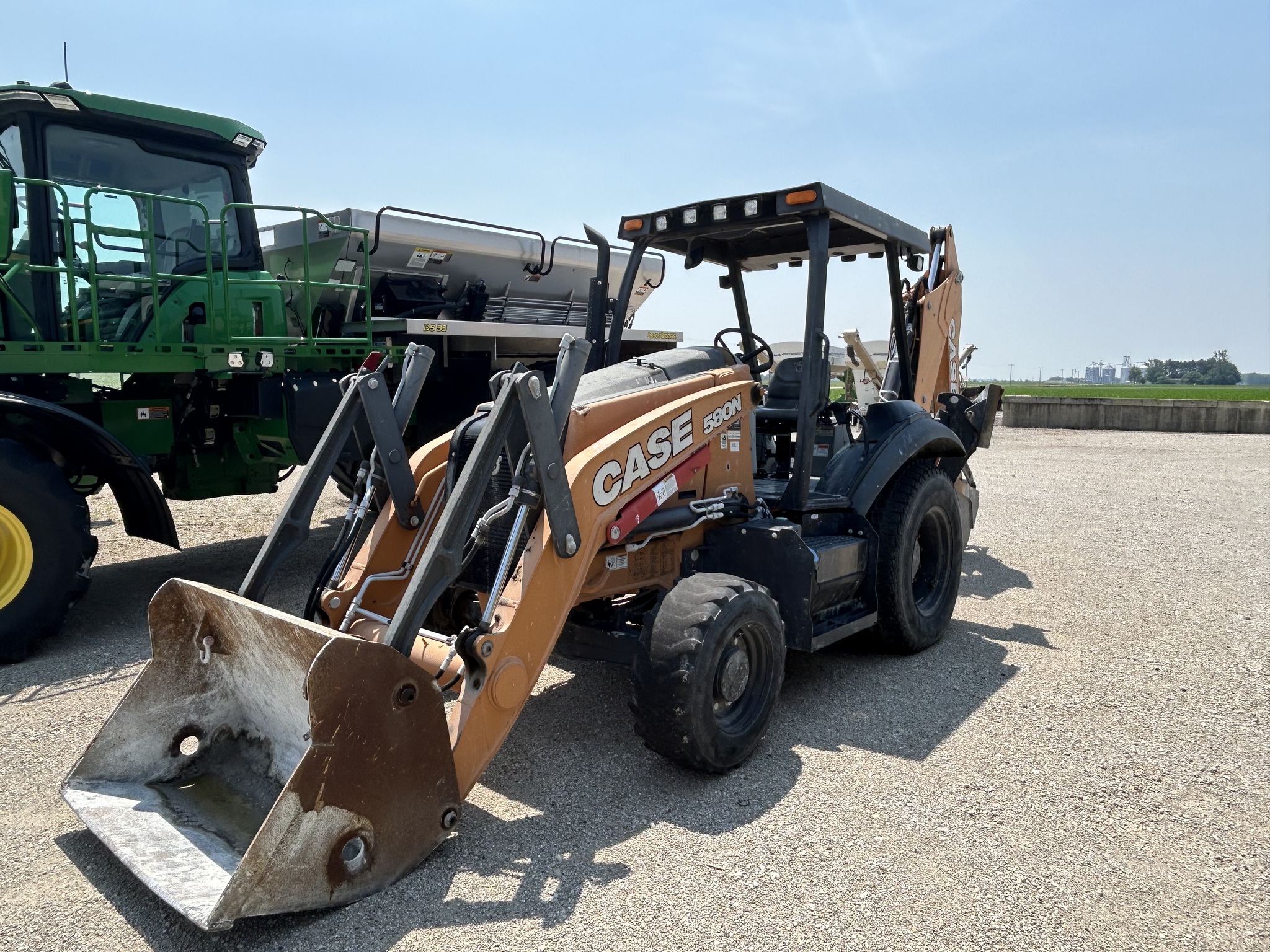  2018 Case 580N at Heritage Tractor in Streator, IL
