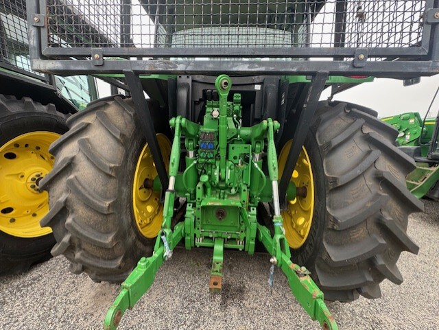 2021 John Deere 6145R Image 4