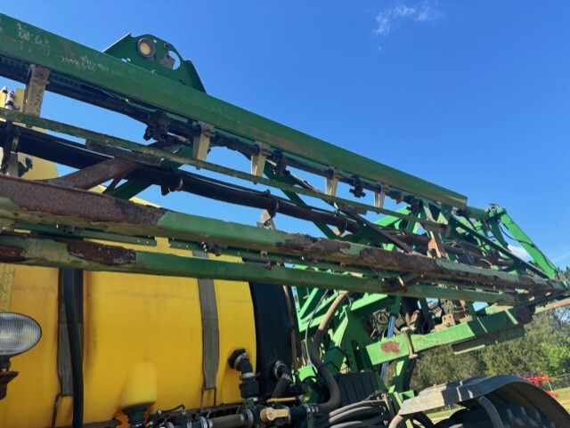 2016 John Deere R4030 Image 3