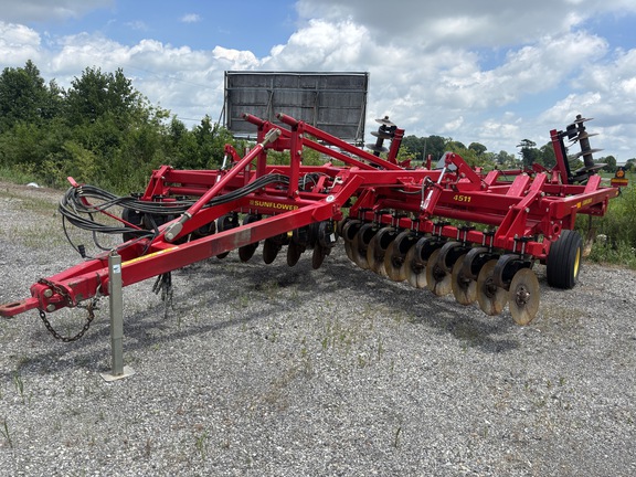 Used 2011 Sunflower 4511 Rippers at Koenig Equipment in Greenfield, IN - Photo2
