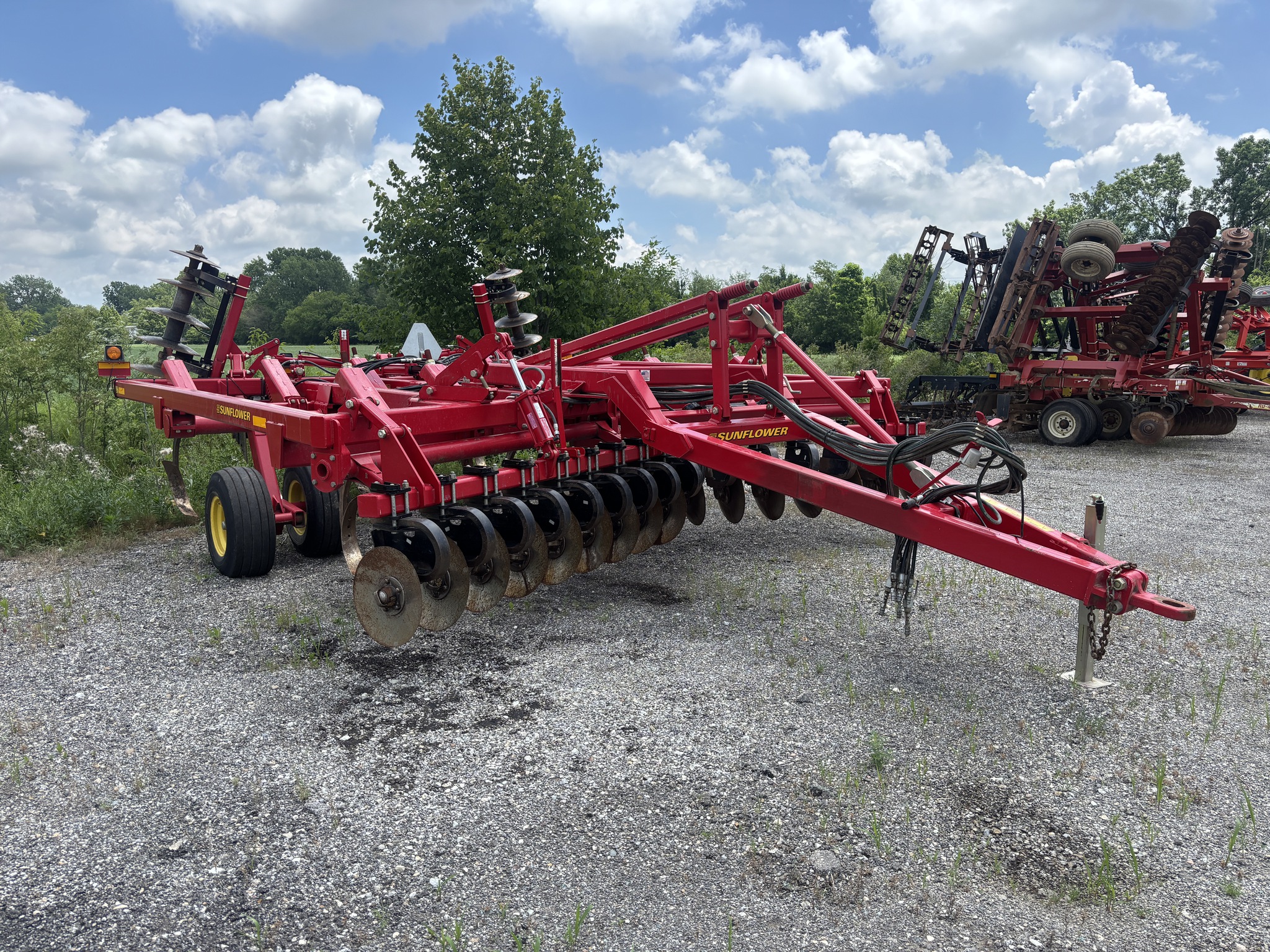 Used 2011 Sunflower 4511 Rippers at Koenig Equipment in Greenfield, IN - PhotoXL0