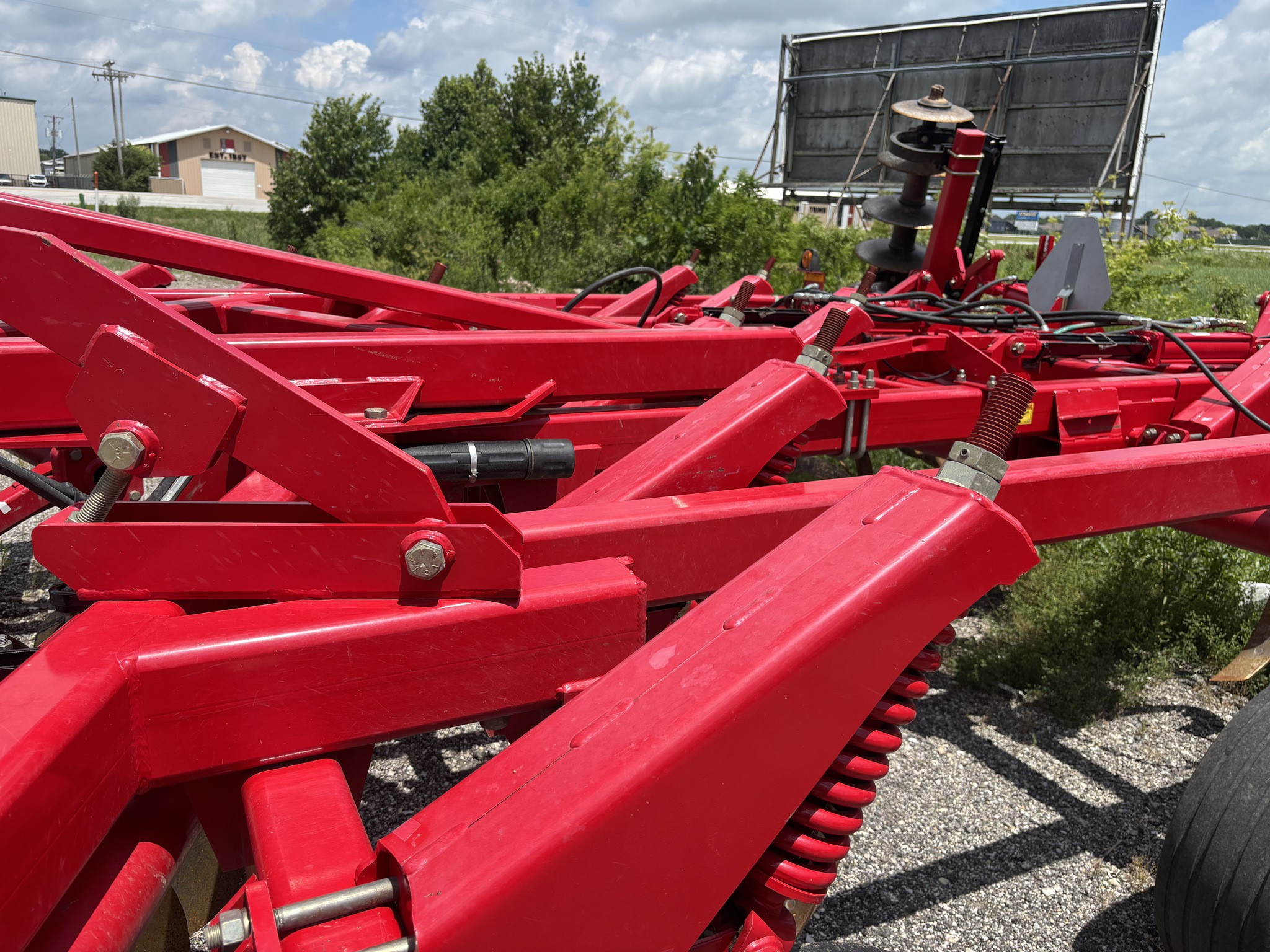 Used 2011 Sunflower 4511 Rippers at Koenig Equipment in Greenfield, IN - PhotoXL10