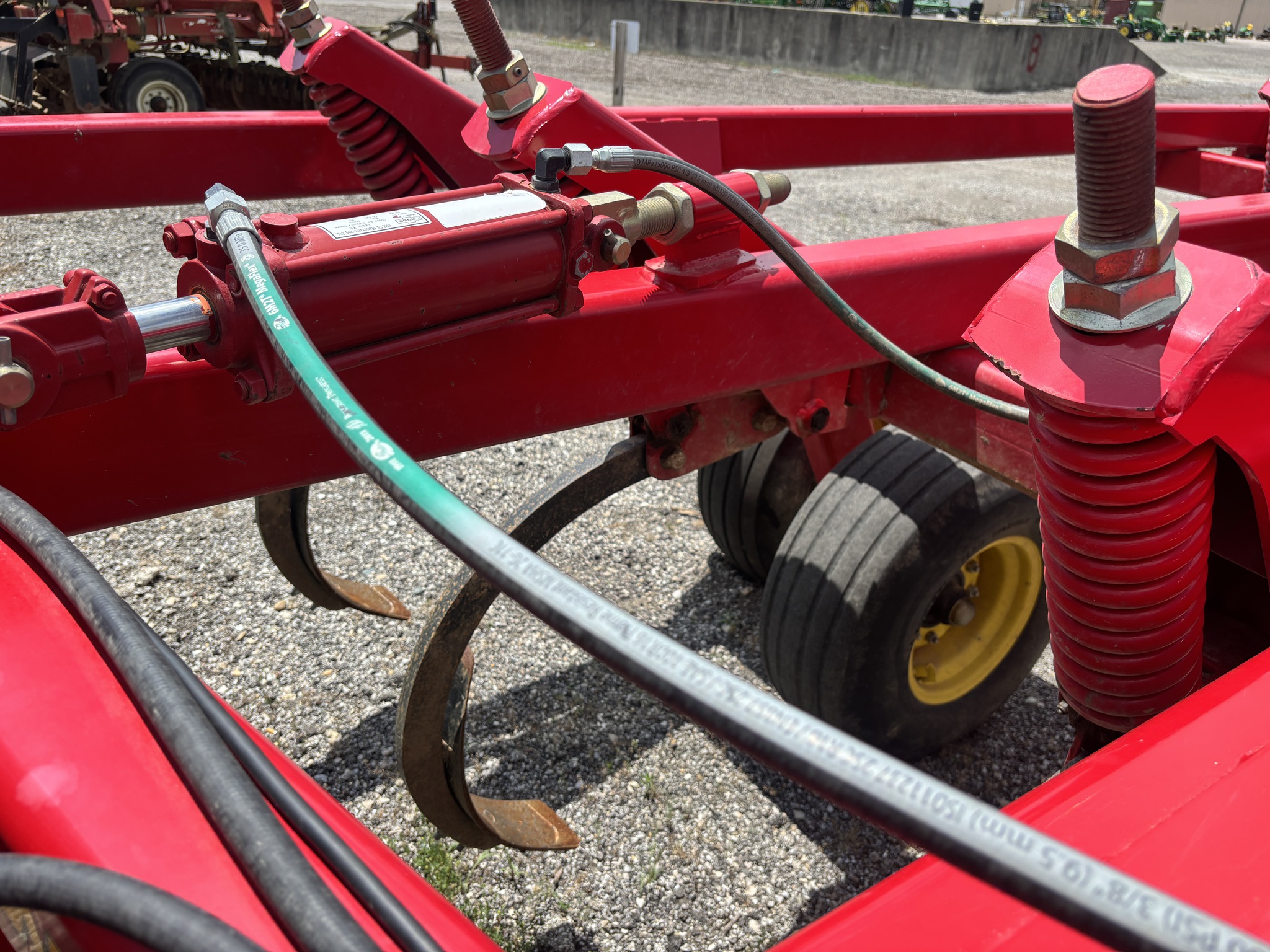 Used 2011 Sunflower 4511 Rippers at Koenig Equipment in Greenfield, IN - PhotoXL18