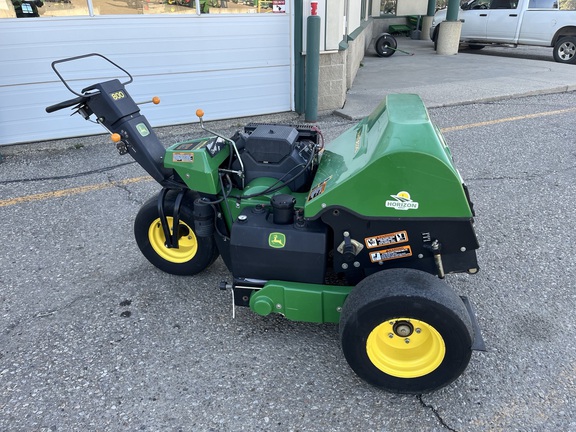 Used 2013 John Deere AERCORE 800 Aeration at Horizon Ag & Turf in Edmonton West, AB - Photo2