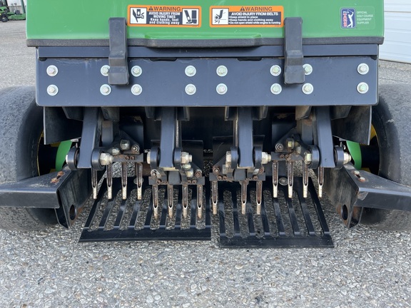 Used 2013 John Deere AERCORE 800 Aeration at Horizon Ag & Turf in Edmonton West, AB - Photo5