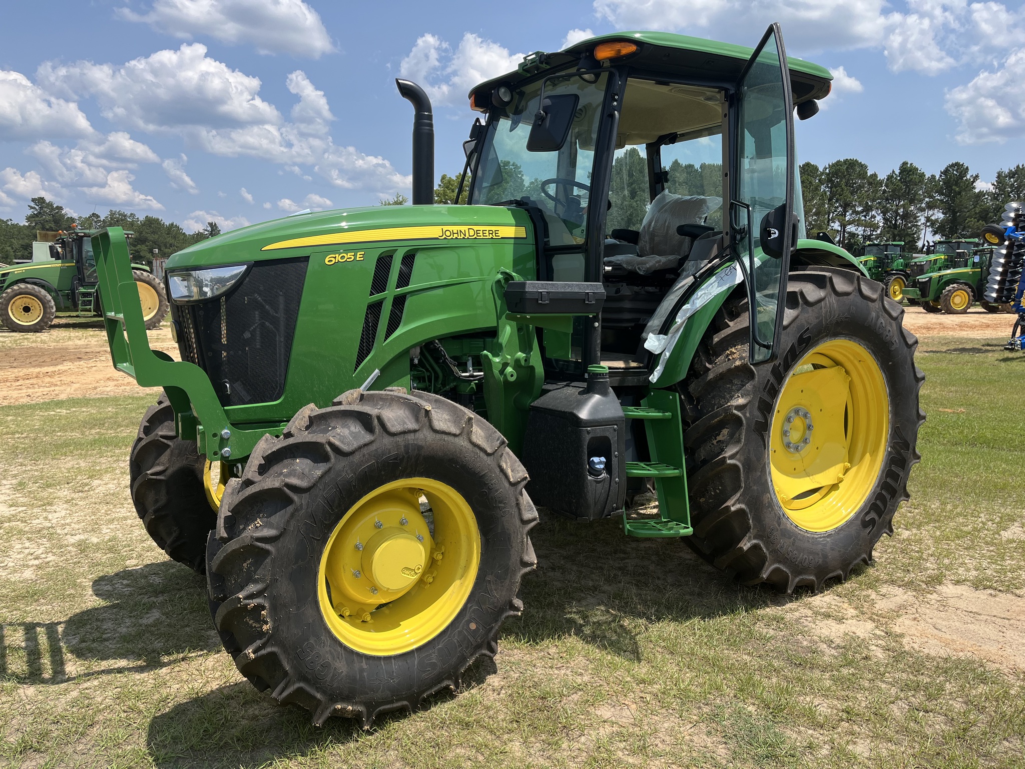 2025 John Deere 6105E Image 1